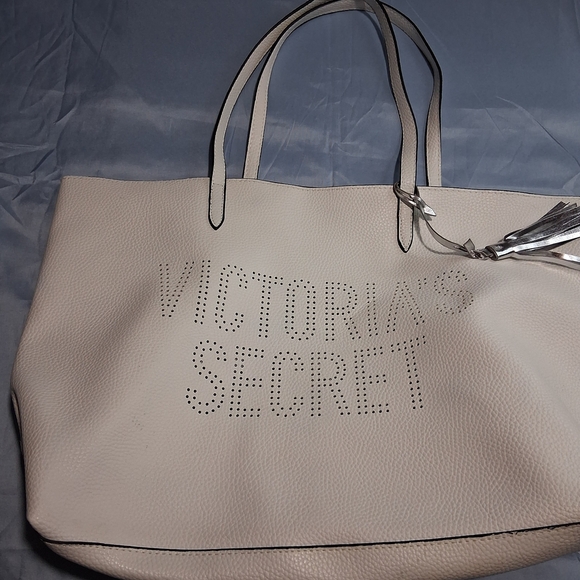 Victoria's Secret White Tote with Metallic Accents - Picture 3 of 8